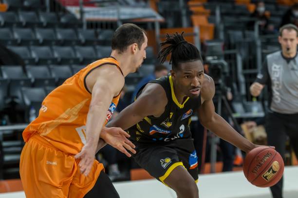 更是为了激 更是为了激