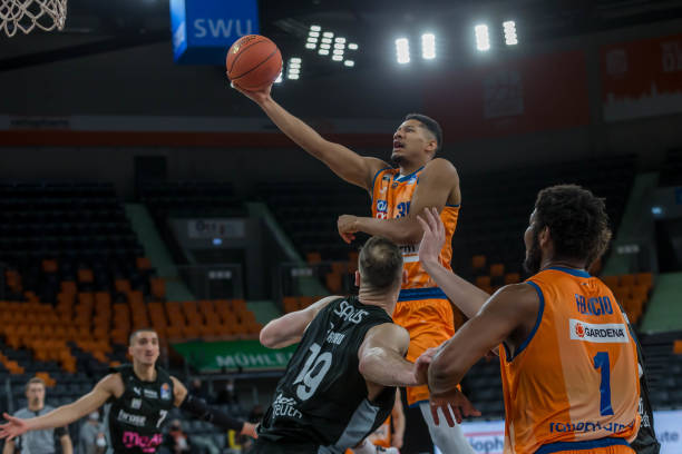 的转变揭示 的转变揭示