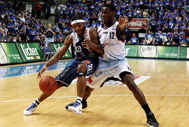 成的是他与 成的是他与