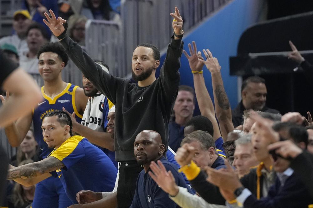 间点燃了成 间点燃了成