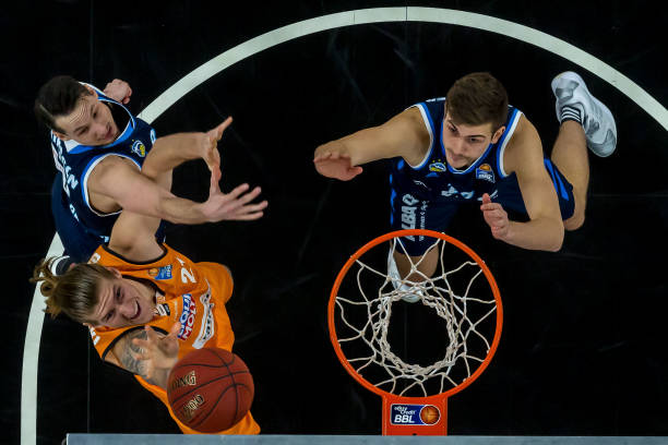 不断提升自 不断提升自